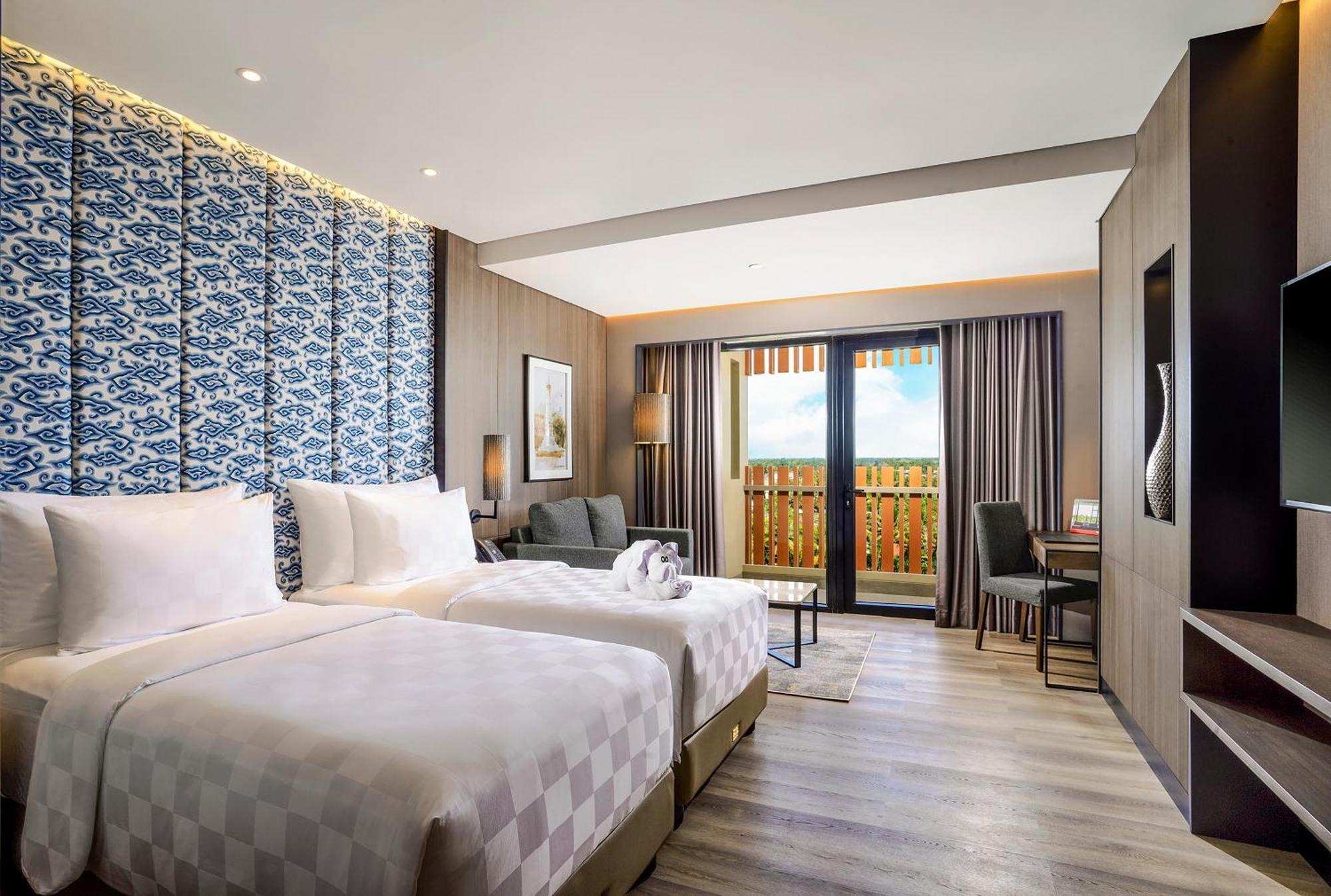 Swiss-Belhotel Airport Yogyakarta Temon Buitenkant foto