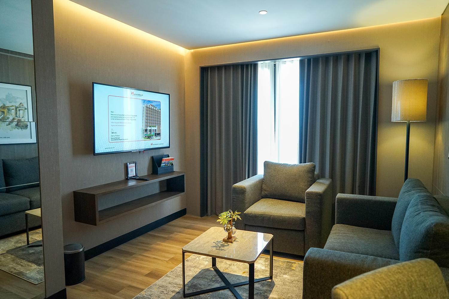 Swiss-Belhotel Airport Yogyakarta Temon Buitenkant foto