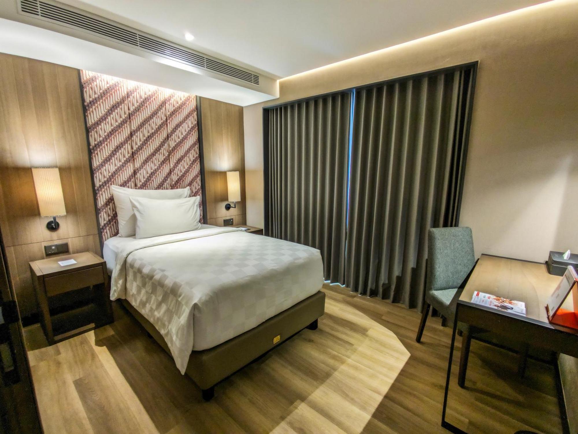 Swiss-Belhotel Airport Yogyakarta Temon Buitenkant foto
